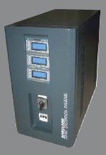 Trifaze Statik Voltaj Regülatörü Giriş Voltajı:300 / 450 V Çıkış Voltajı: 220 V +-%2